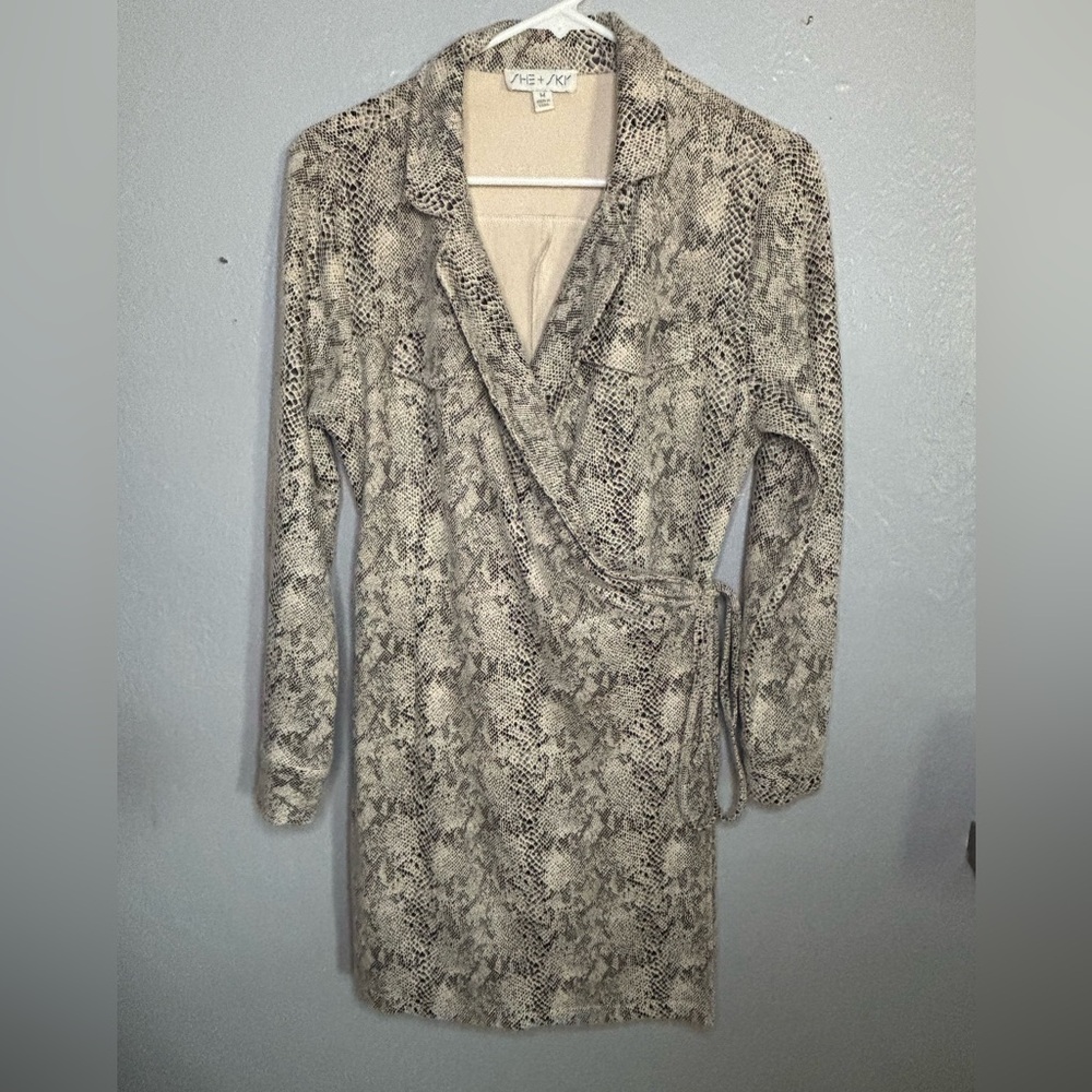 She + Sky Snakeskin Print‎ Wrap dress. faux-suede feel. SZ M. Long sleeve